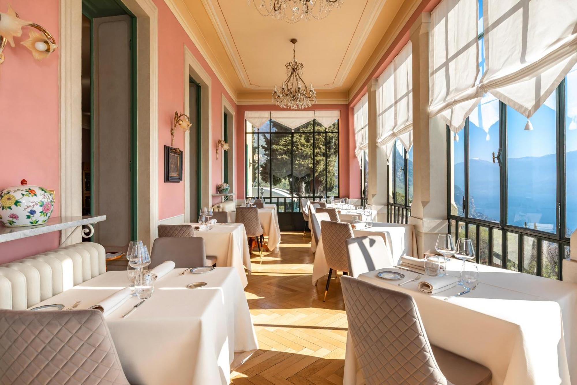 Boutique Hotel Villa Sostaga Gargnano Exterior photo