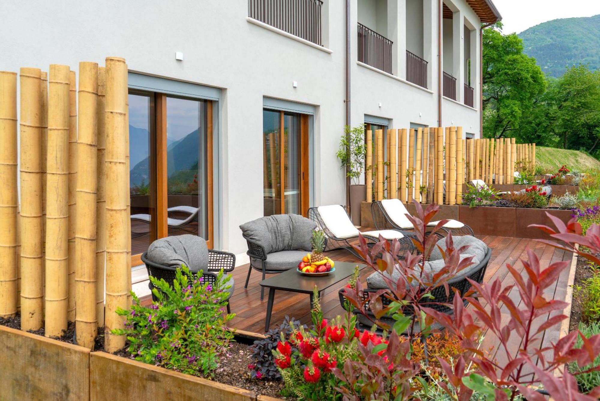Boutique Hotel Villa Sostaga Gargnano Exterior photo